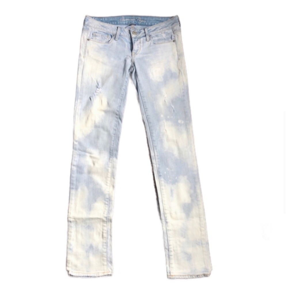 Women's Light Blue Jeans (American Eagle)